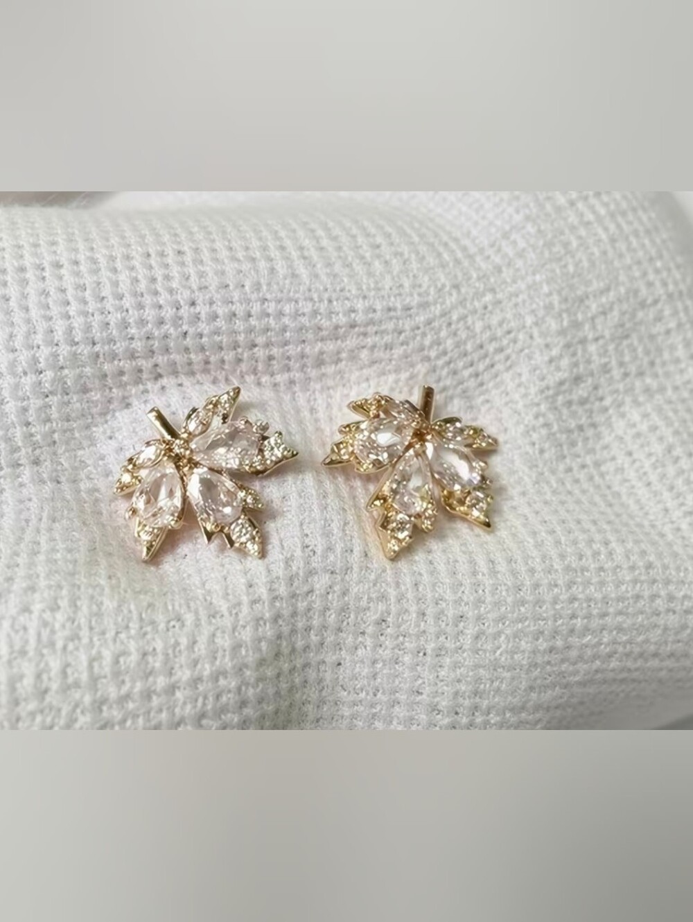 $8 Each Or Bundle 5/$20 Gold Crystal Leaf Stud Earrings